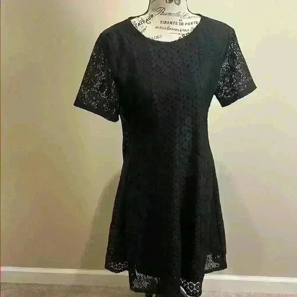 NWT NY Collection sz PL Black A-line dress with short sleeves and V-neckline - Picture 2 of 7